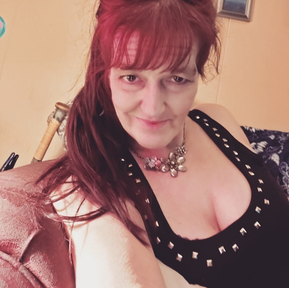 Meet your Posher, Fran - Picture 2 of 2